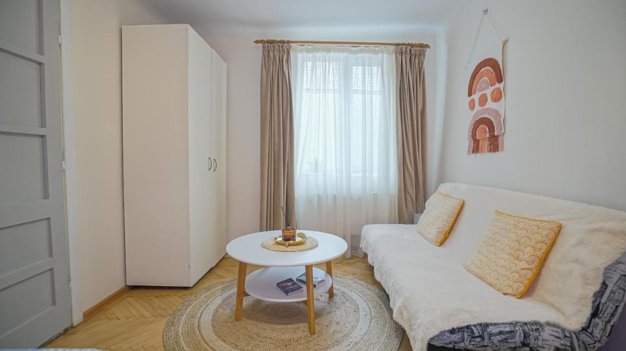 Old Town City Center Apartments บราชอฟ ภายนอก รูปภาพ