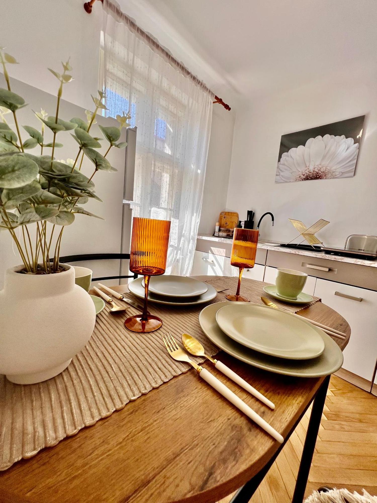 Old Town City Center Apartments บราชอฟ ภายนอก รูปภาพ