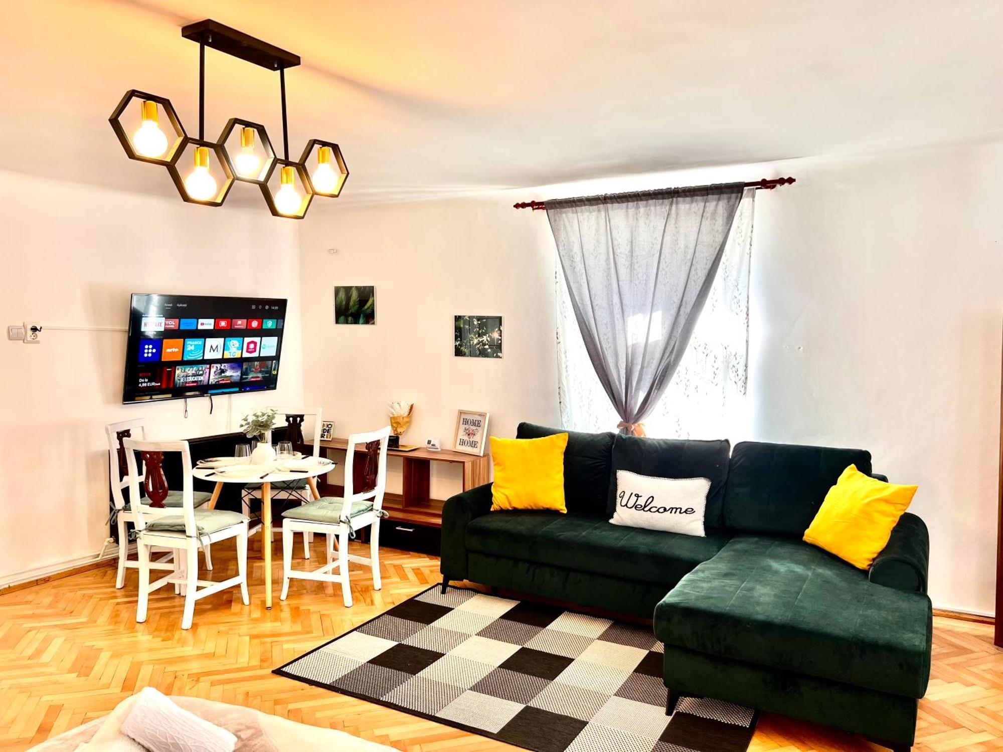 Old Town City Center Apartments บราชอฟ ภายนอก รูปภาพ