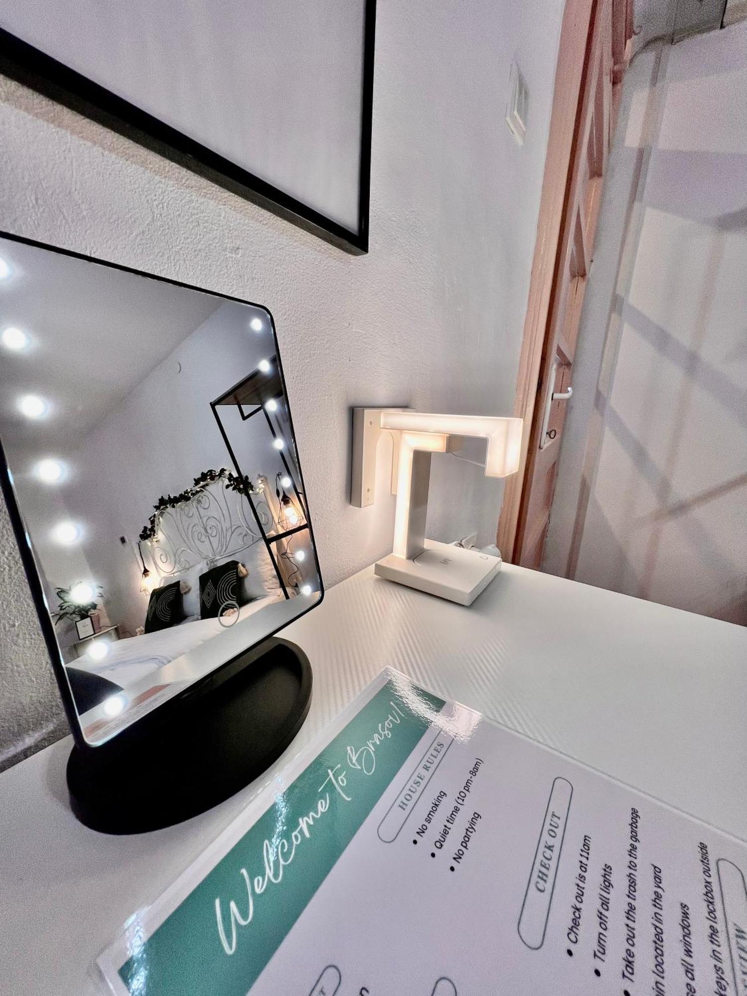 Old Town City Center Apartments บราชอฟ ภายนอก รูปภาพ