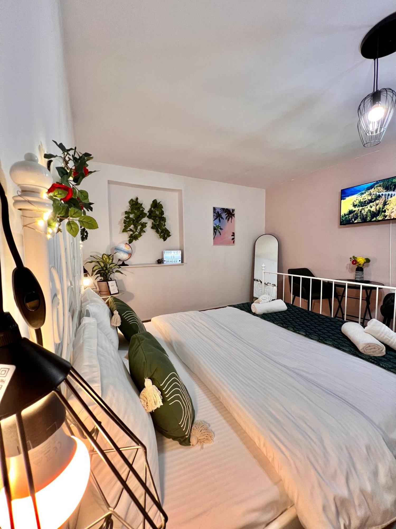 Old Town City Center Apartments บราชอฟ ภายนอก รูปภาพ